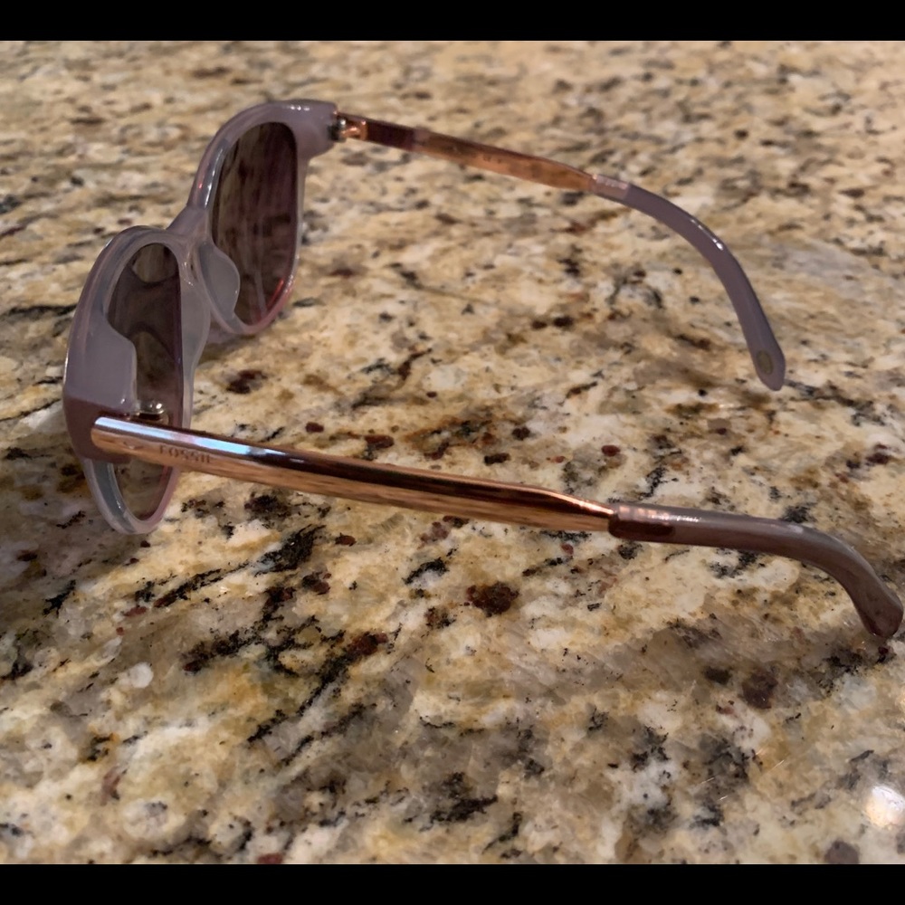 Fossil Sunglasses - Picture 3 of 3